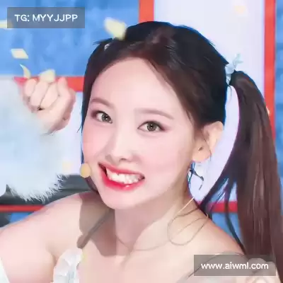 薄香绮